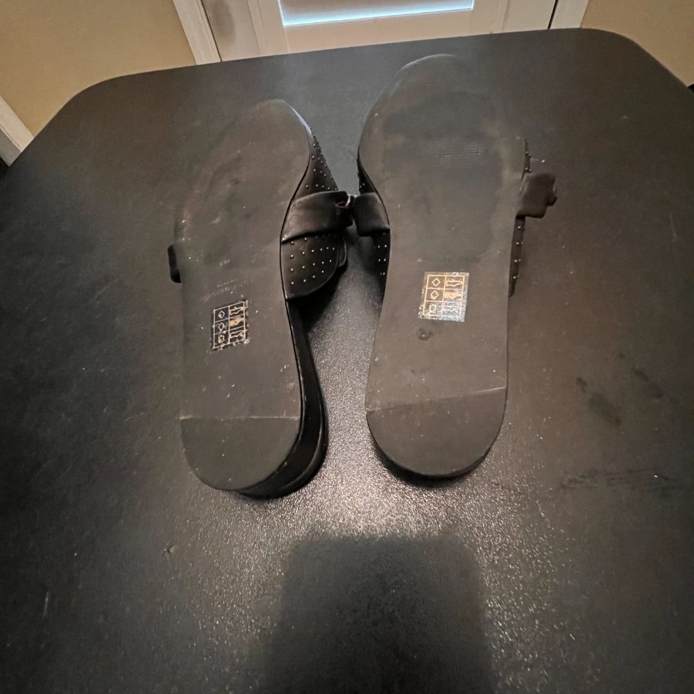 Kurt Geiger London black Chelsea studded leather flat mules - Picture 12 of 12